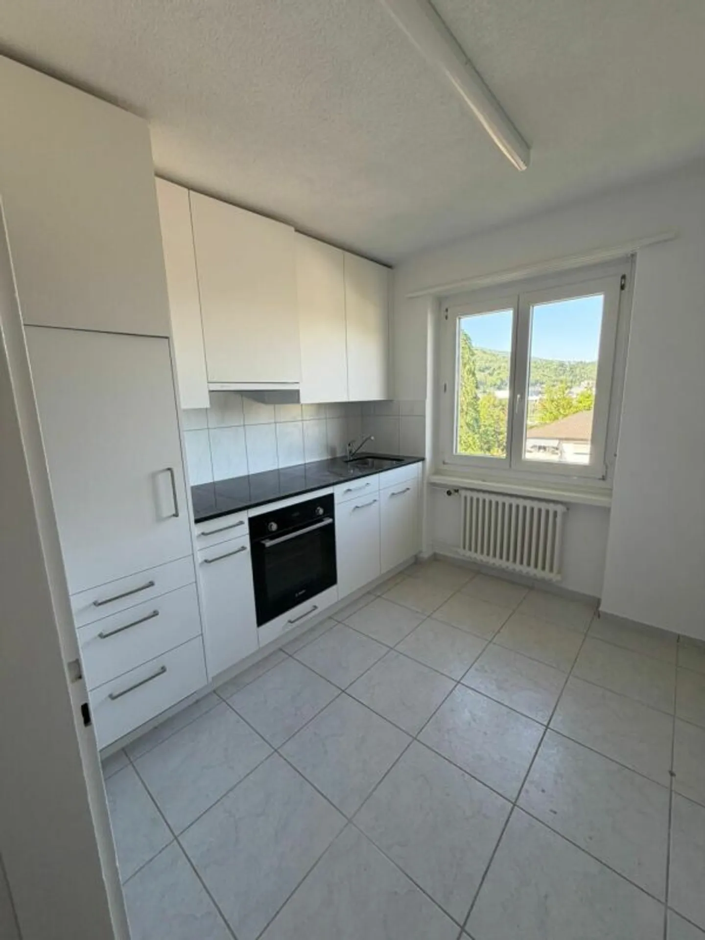 Bellissimo appartamento di 2,5 stanze disponibile immediatamente - Foto 1 di 5