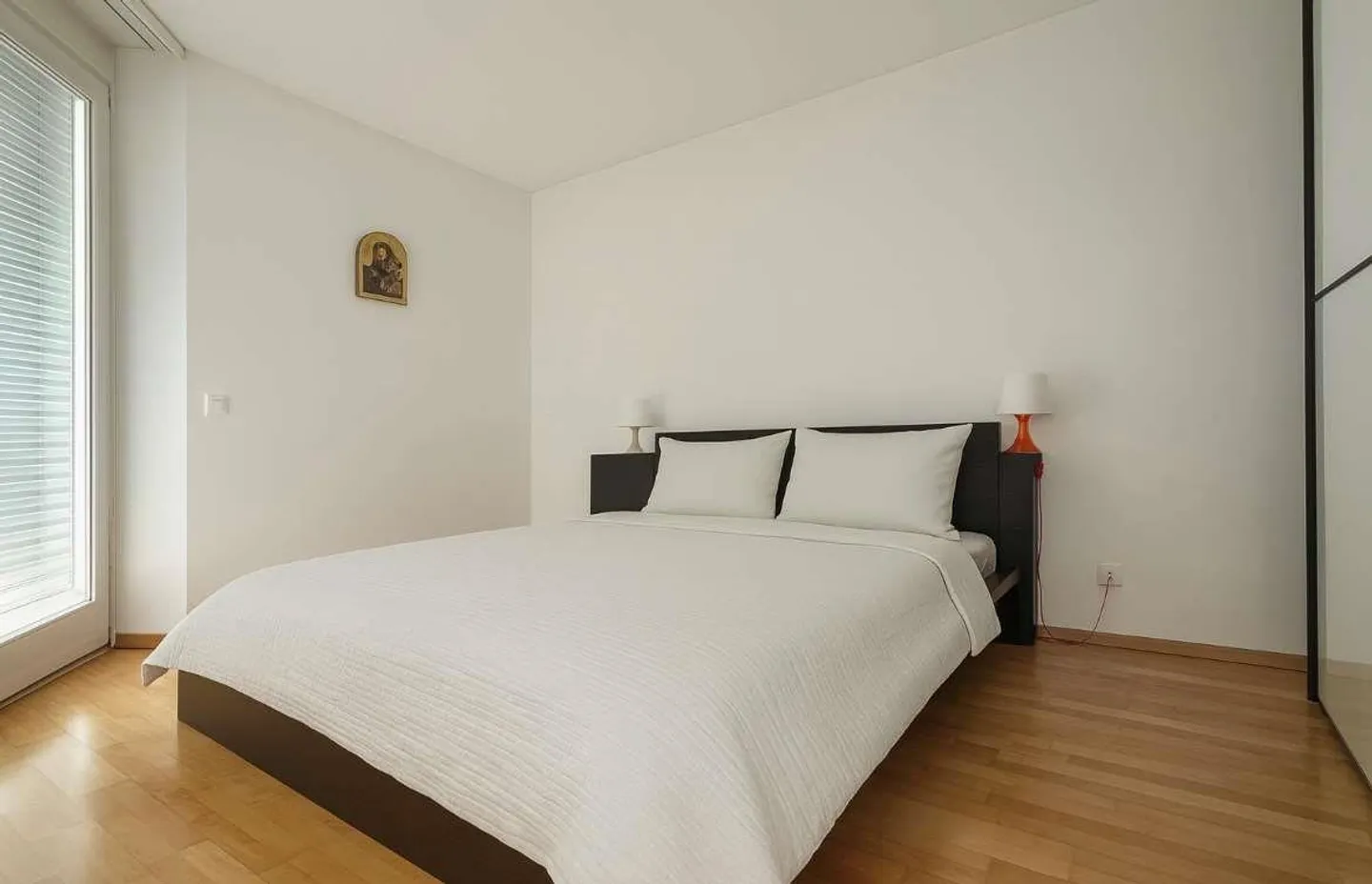 Elegant Villa with private garden a few minutes from Lugano - Photo 8 of 13