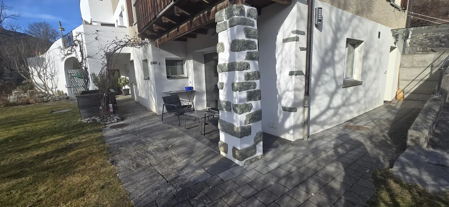 Appartement 2,5 pièces à Rodels - Photo 2 sur 8