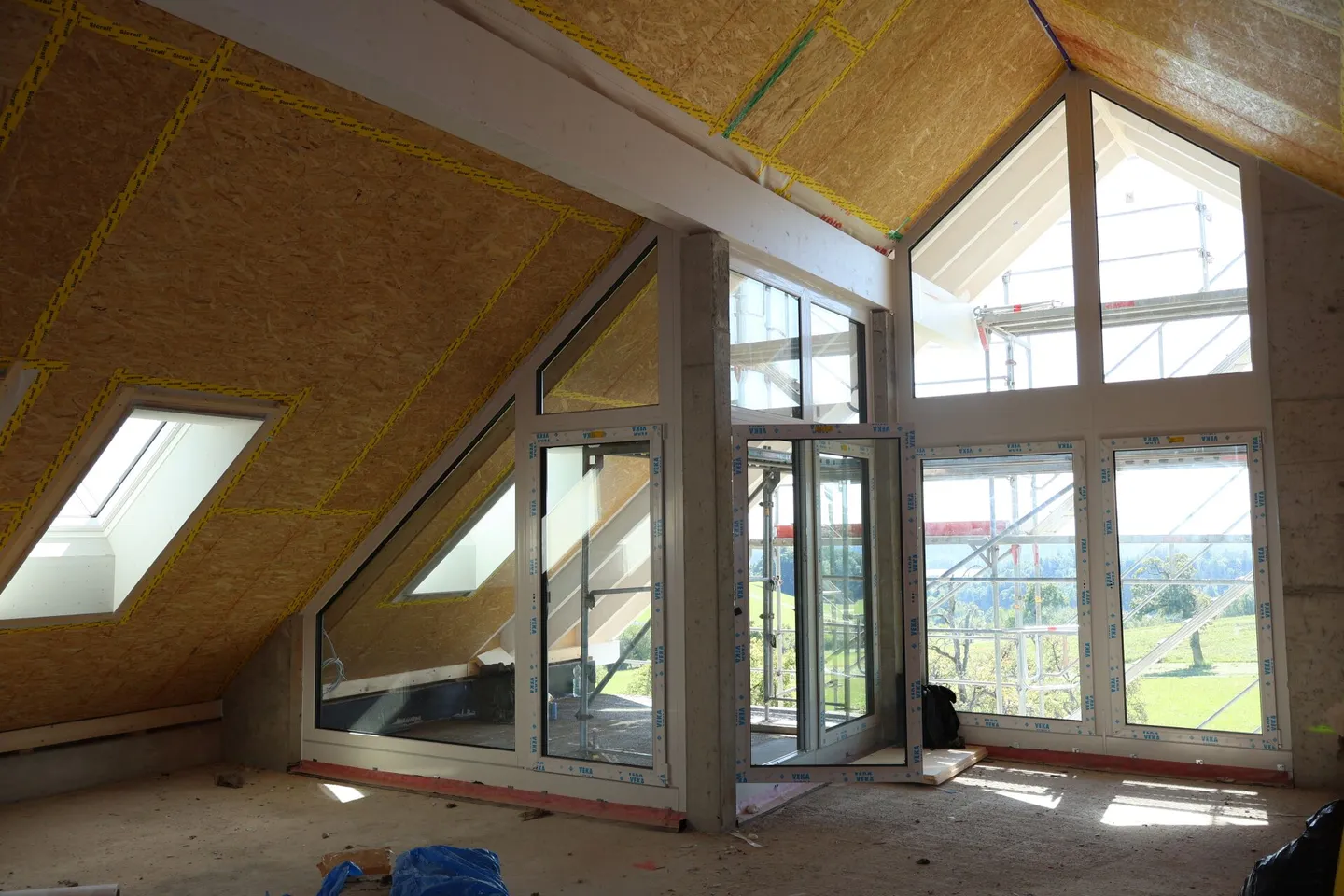 Maintenant ou Jamais! Vivre avec un Panorama de Rêve Appartement en Attique 5.5 Pièces - Photo 1 sur 5