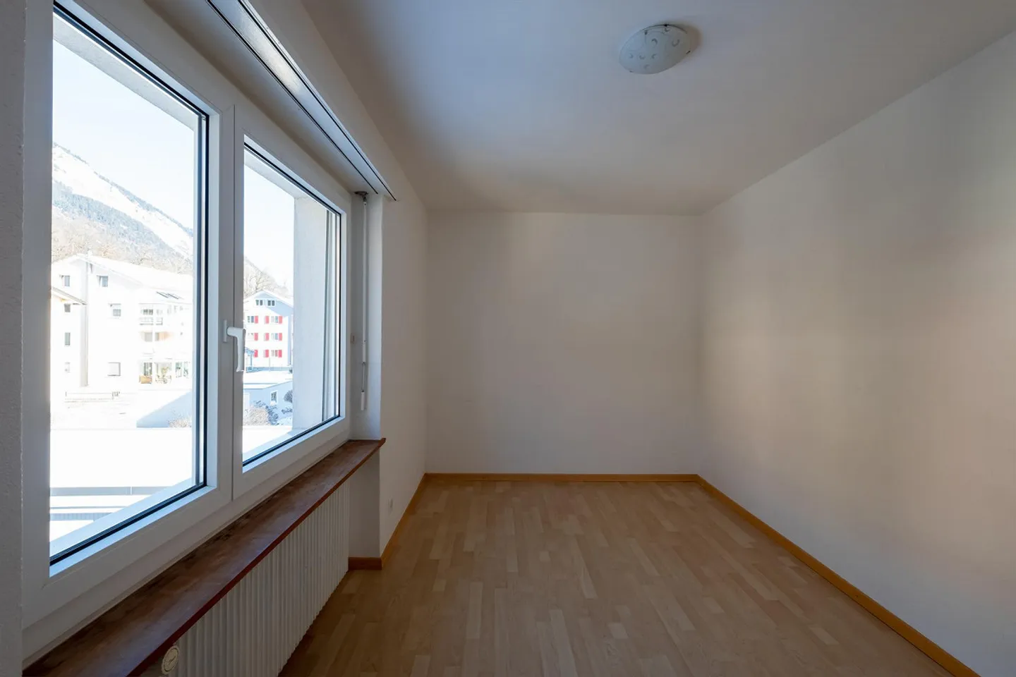 Appartamento affascinante di 4,5 stanze in un quartiere adatto alle famiglie - Foto 5 di 16