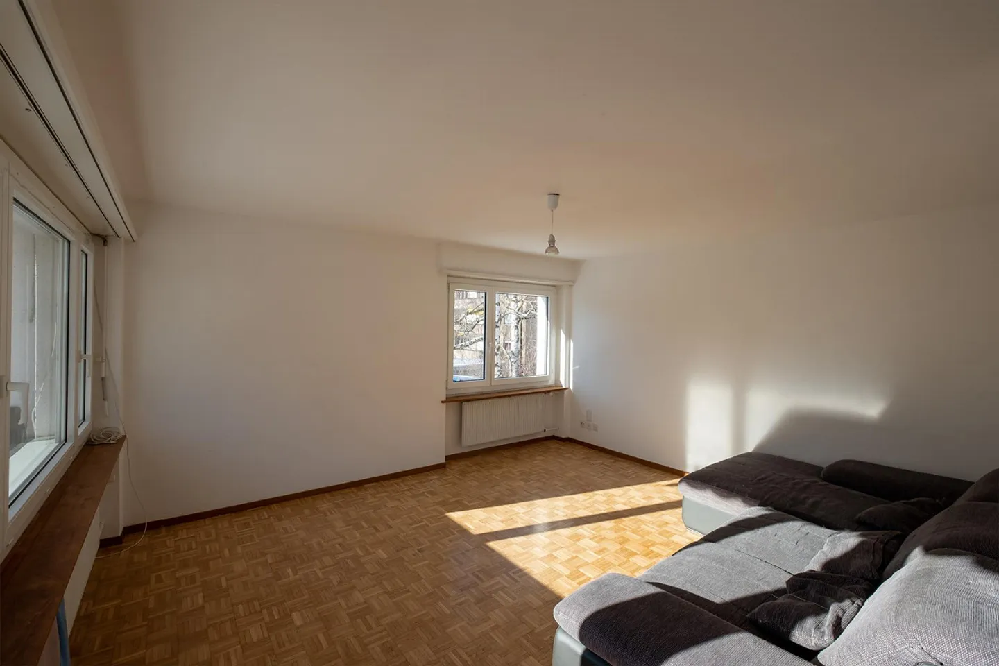 Appartamento affascinante di 4,5 stanze in un quartiere adatto alle famiglie - Foto 13 di 16