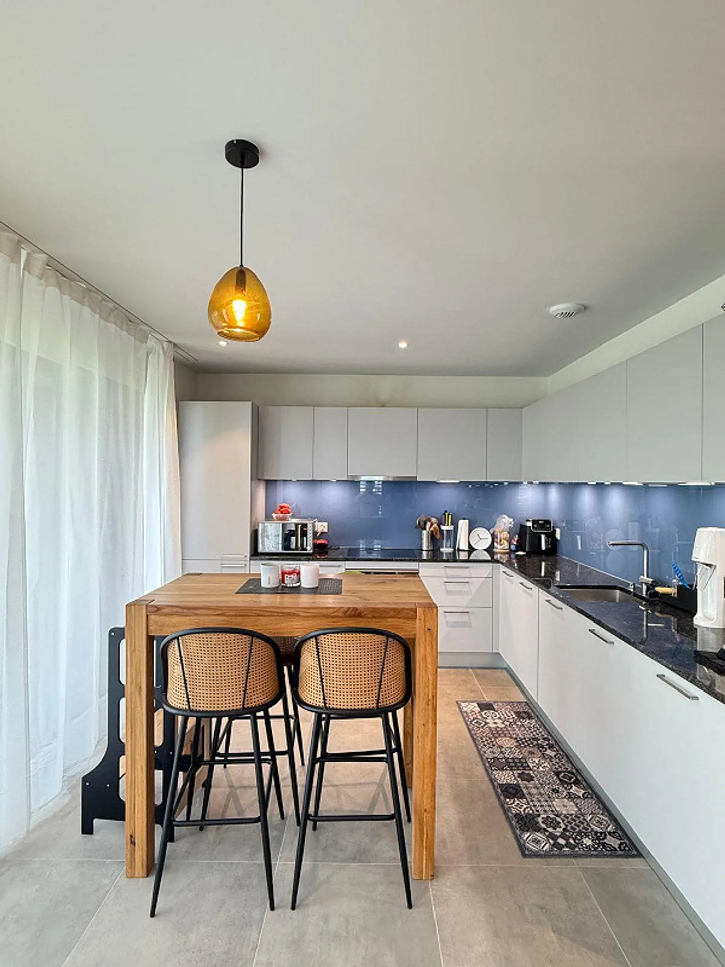 Duplex for sale - Photo 1 of 10