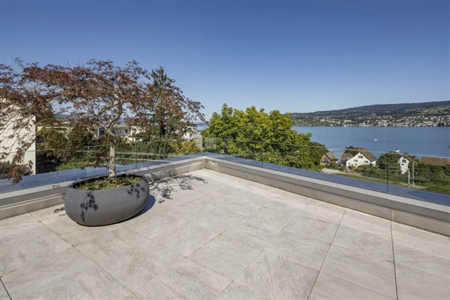 LOVE AT FIRST LIGHT PENTHOUSE WITH WOW PANORAMA - Photo 4 of 4