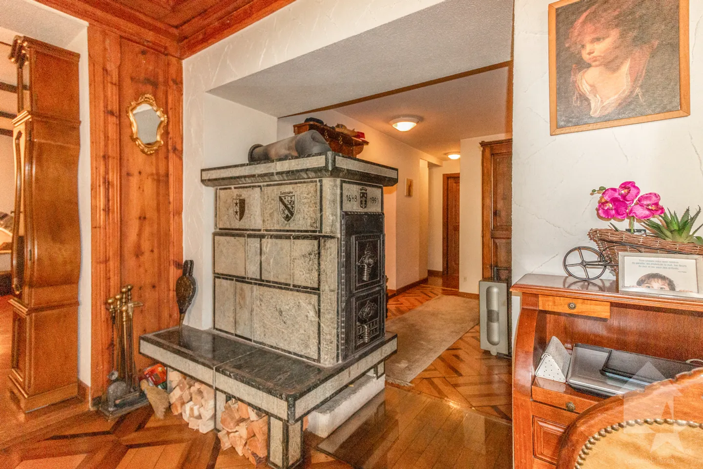 Apartment with 4 rooms in a historic building of the old town - Photo 7 of 13