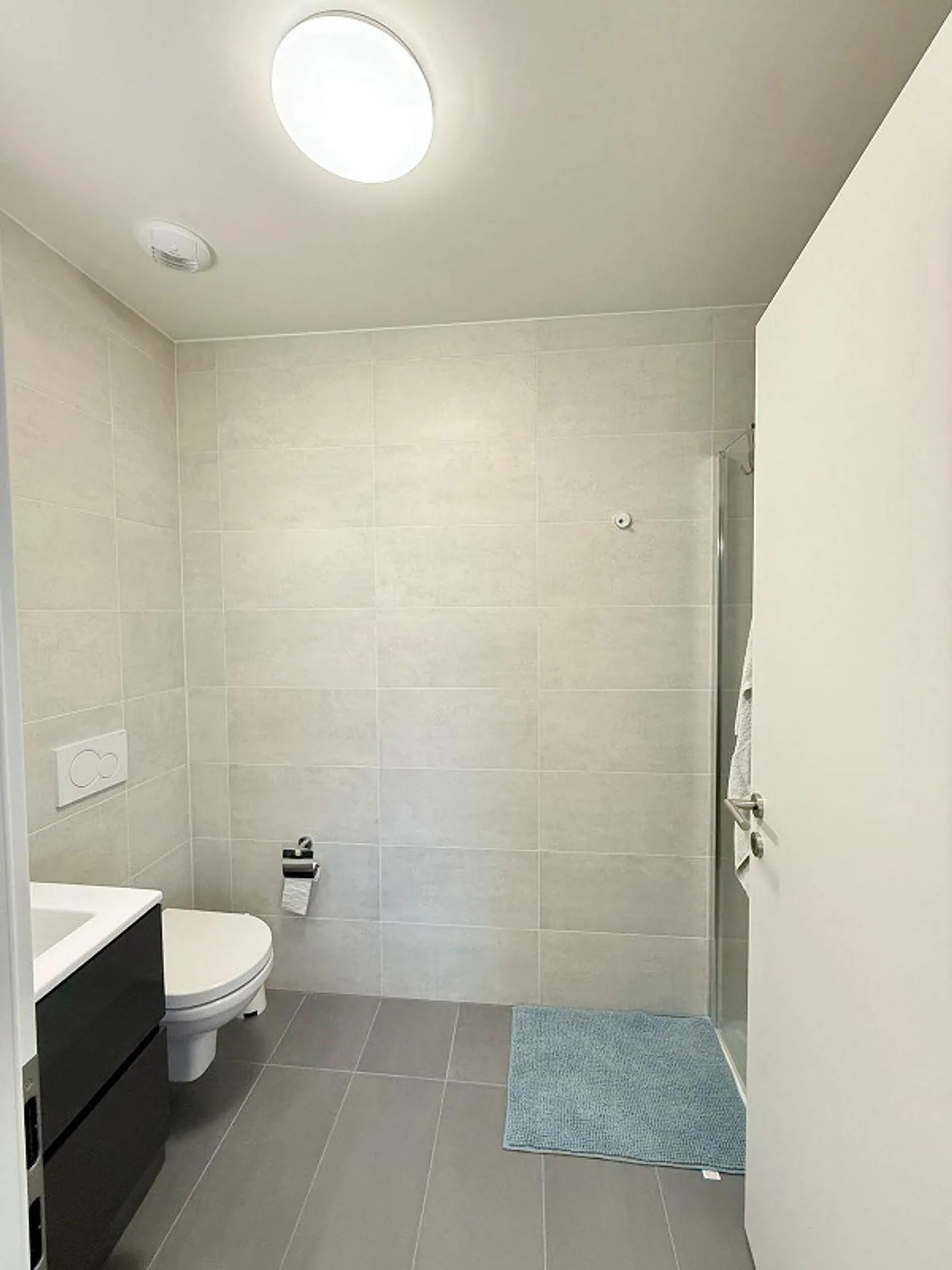 Duplex for sale - Photo 7 of 10