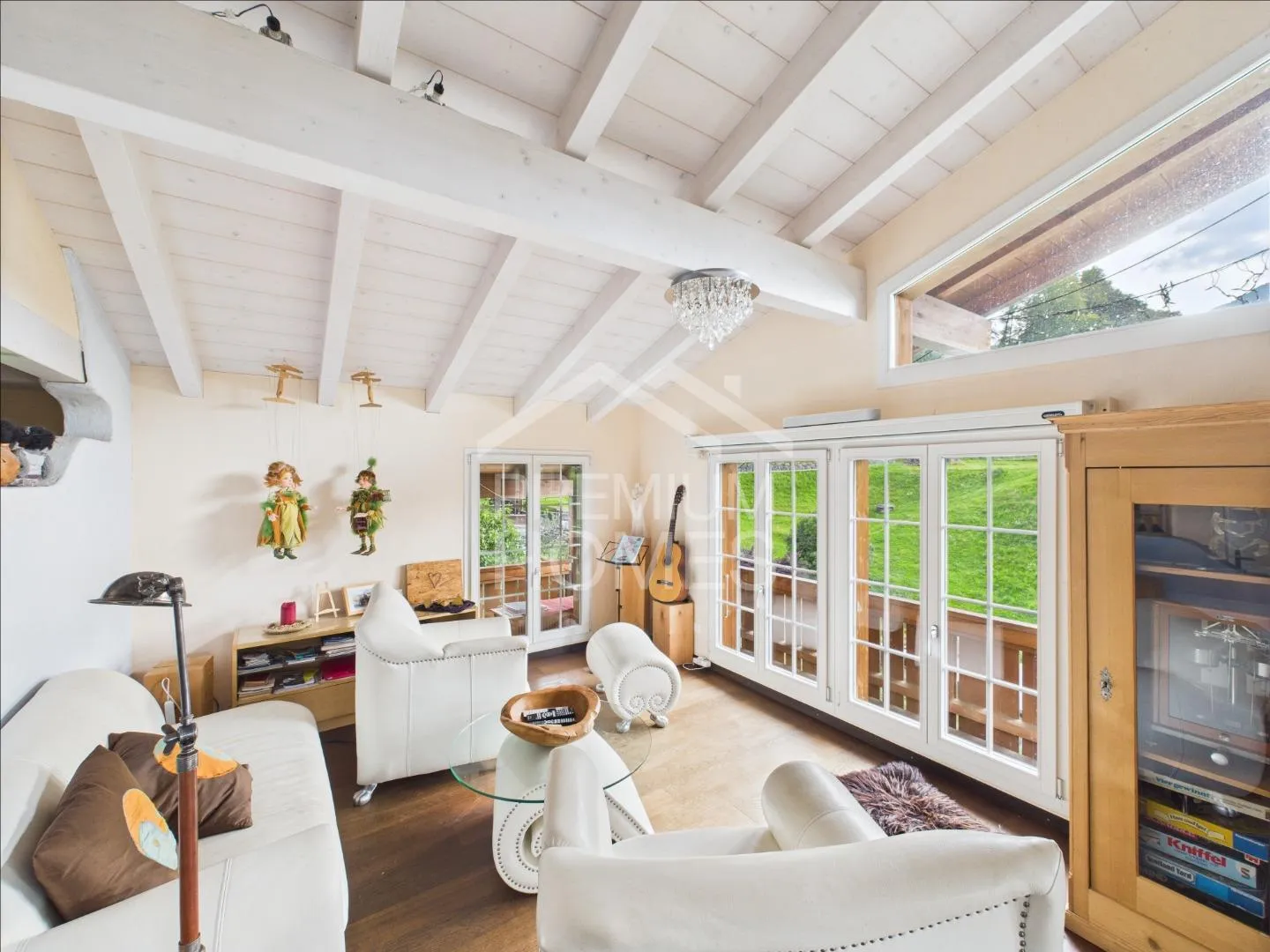 Home with Panorama and Privacy - Photo 5 of 12