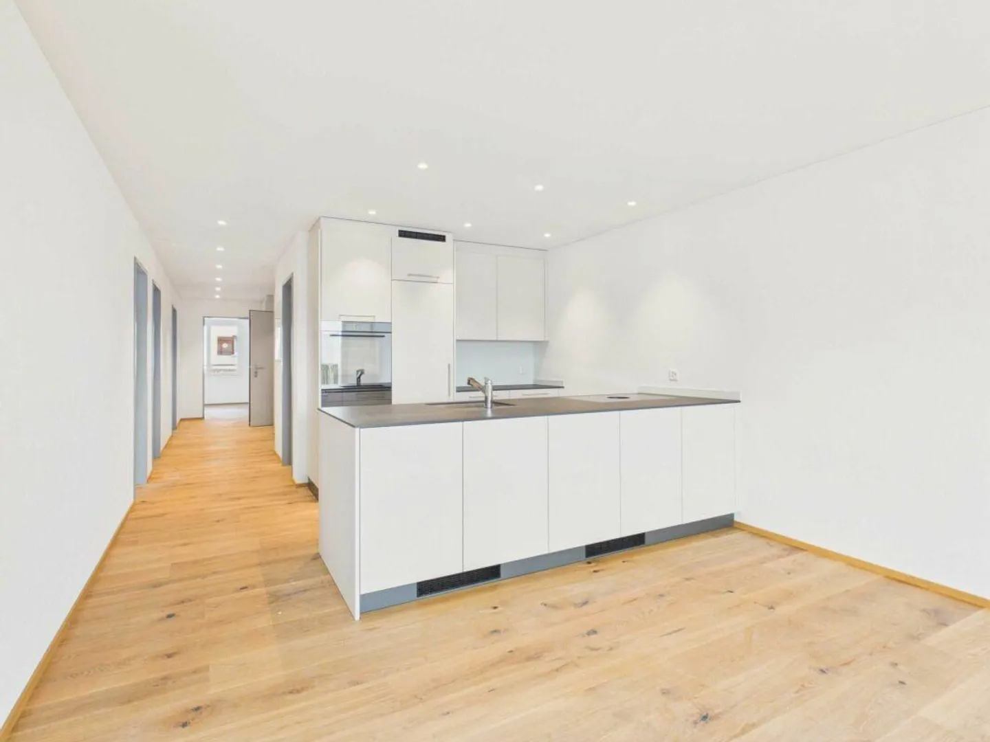 Moderne Wohnungen mit atemberaubendem Blick - Foto 2 von 12