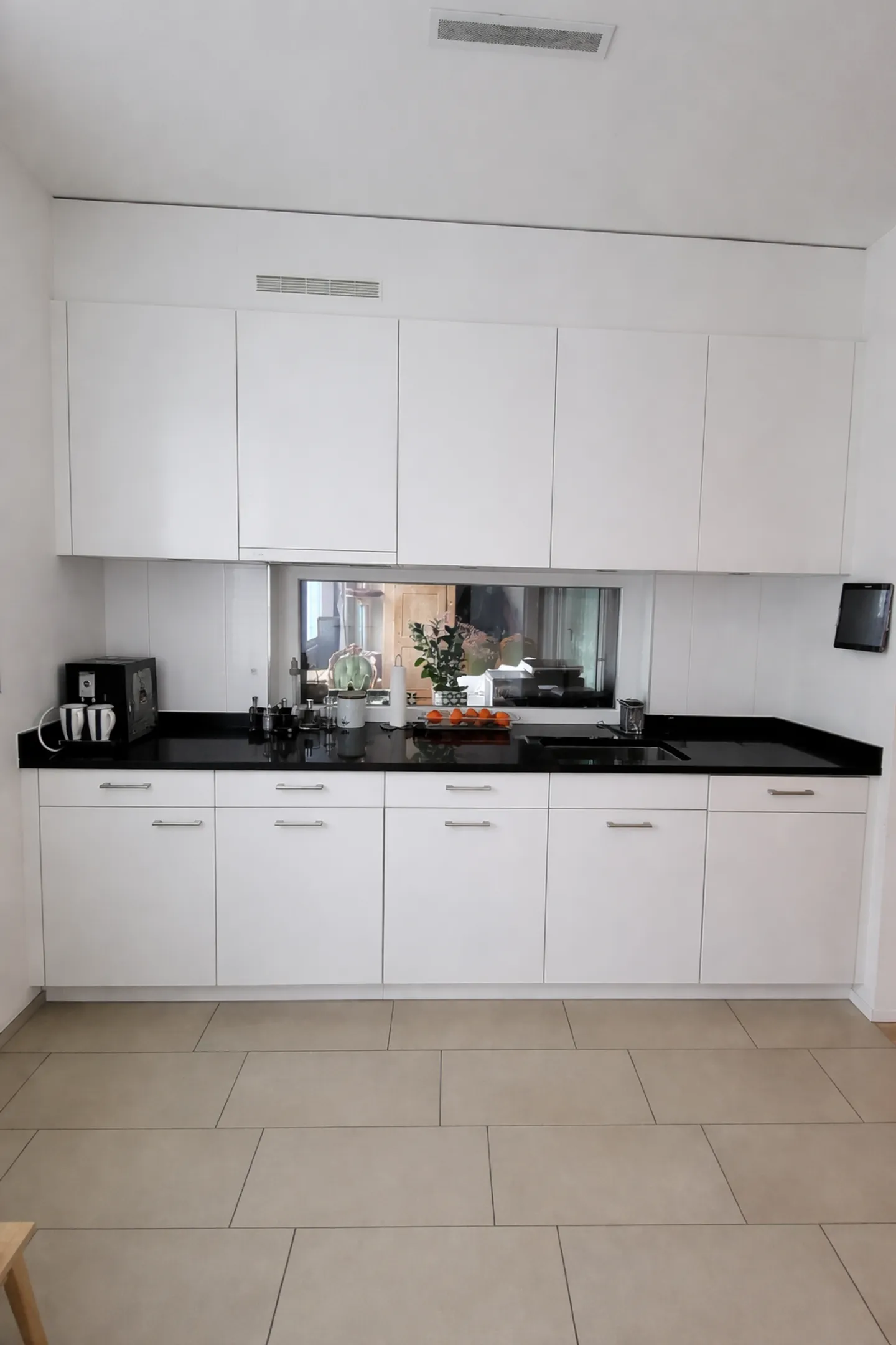 Ampio appartamento di 3,5 locali con loggia a Wallisellen - Foto 4 di 9