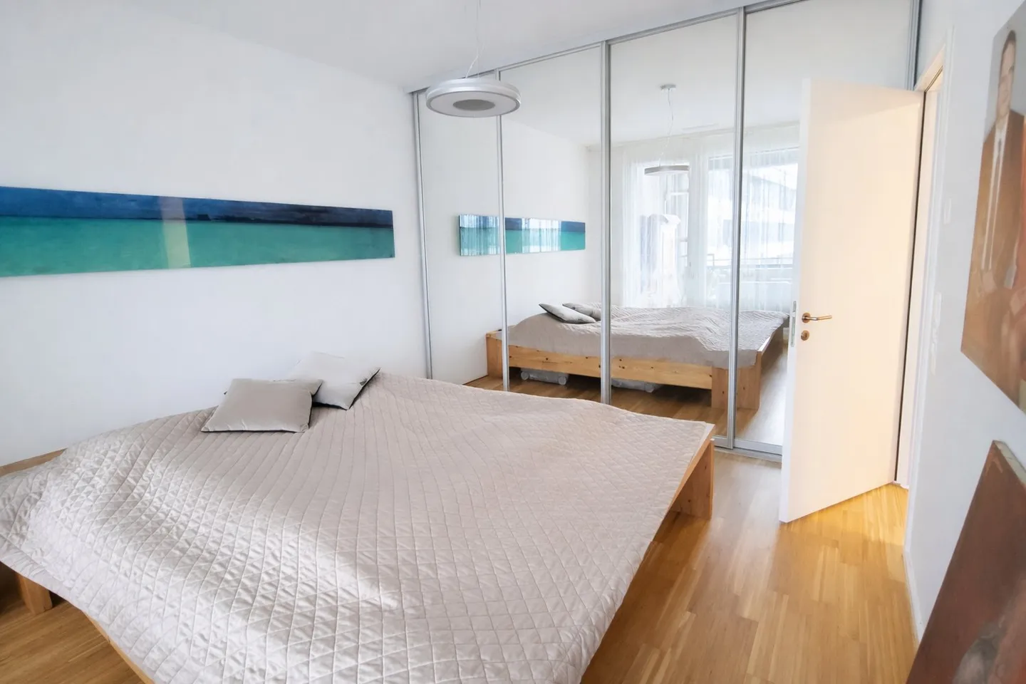 Ampio appartamento di 3,5 locali con loggia a Wallisellen - Foto 6 di 9