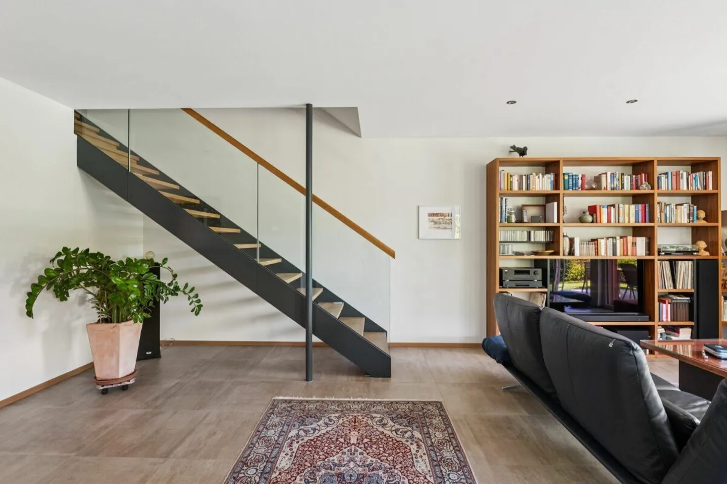 VILLA ATTRATTIVA CIRCONDATA DA PALME - Foto 4 di 8