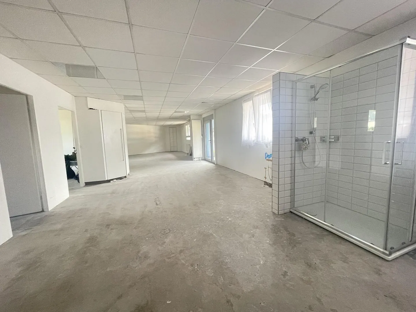 Vielseitiger Gewerberaum zu Vermieten - Foto 3 von 16