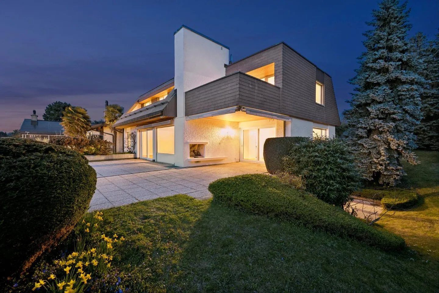 Villa mit Pool und Seeblick - Foto 5 von 13