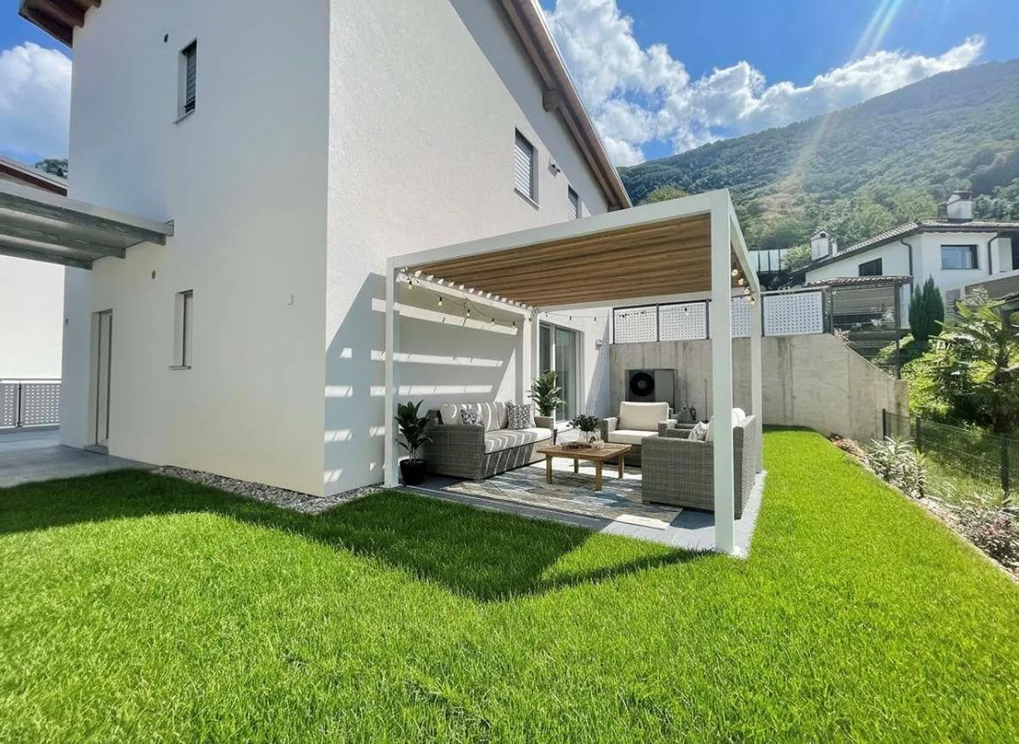 Schöne neue Villa in Sant'Antonino - Foto 6 von 6