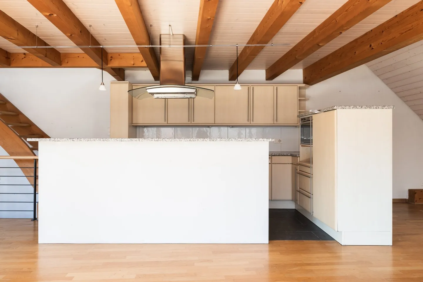 Old Town Apartment with Rooftop Terrace - Ideal for a Shared Flat or Large Family - Photo 16 of 25