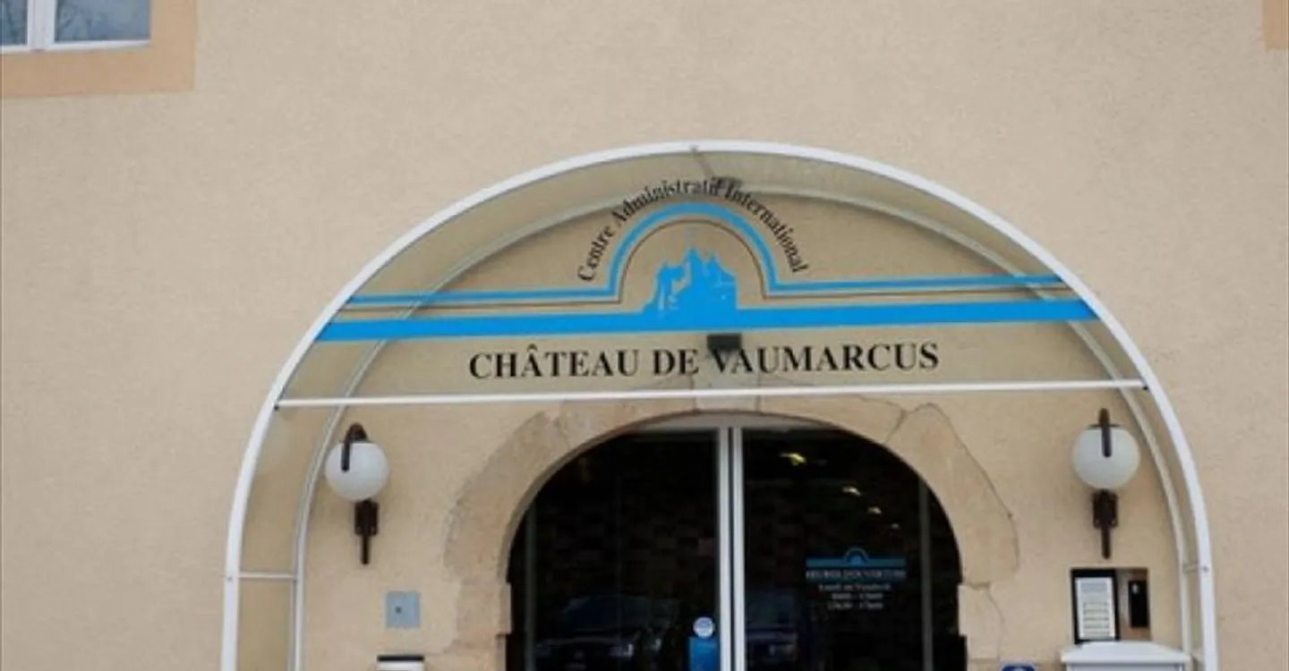 Office space for rent - Photo 1 of 7