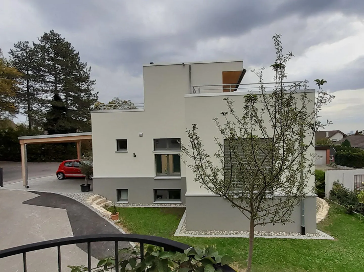 Maisonette - Appartamento Attico in Posizione Ideale sul Rosenberg ad Allschwil - Foto 1 di 10