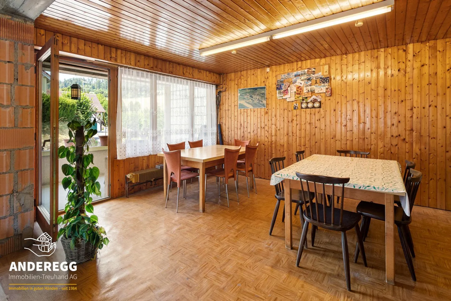 Vielseitiges Haus mit Erweiterungspotential - Foto 3 von 15