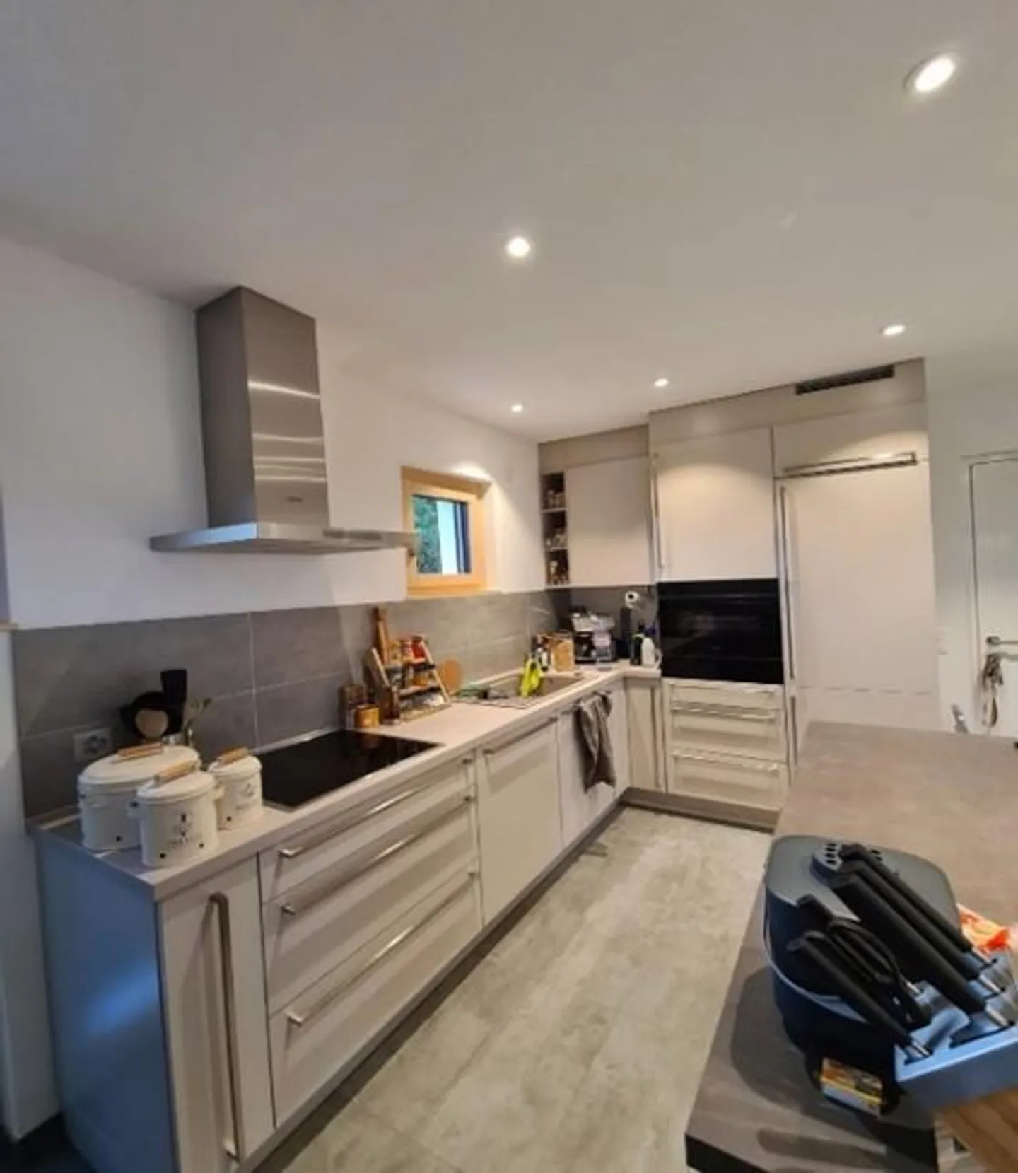 Maisonette - Appartamento Attico in Posizione Ideale sul Rosenberg ad Allschwil - Foto 4 di 10