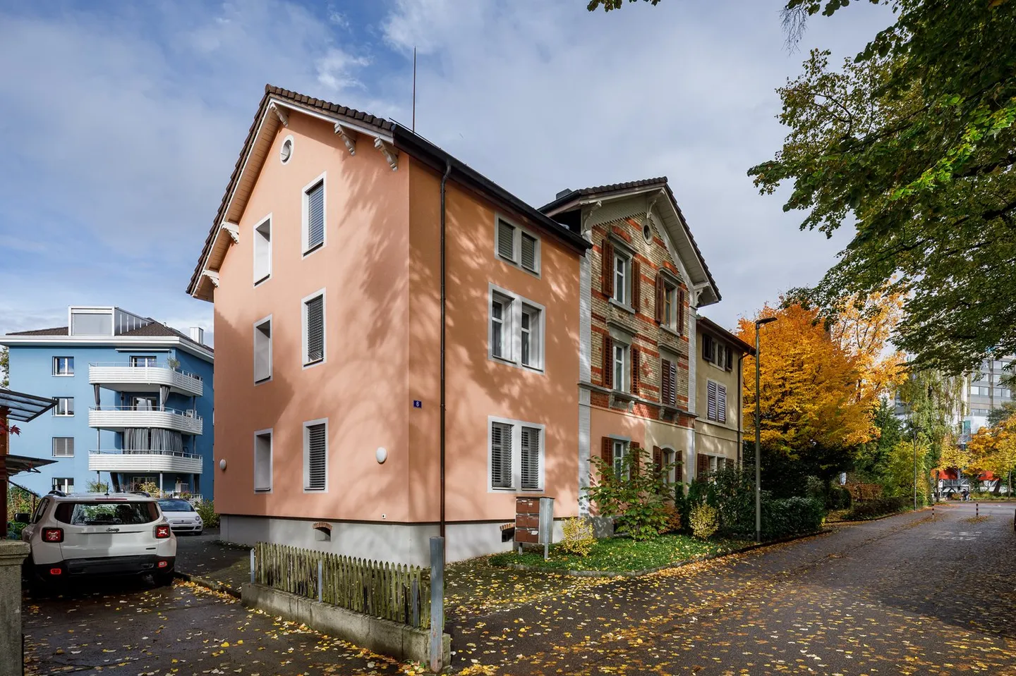 Investment opportunity in Winterthur (attached multi-family house) - Photo 2 of 13
