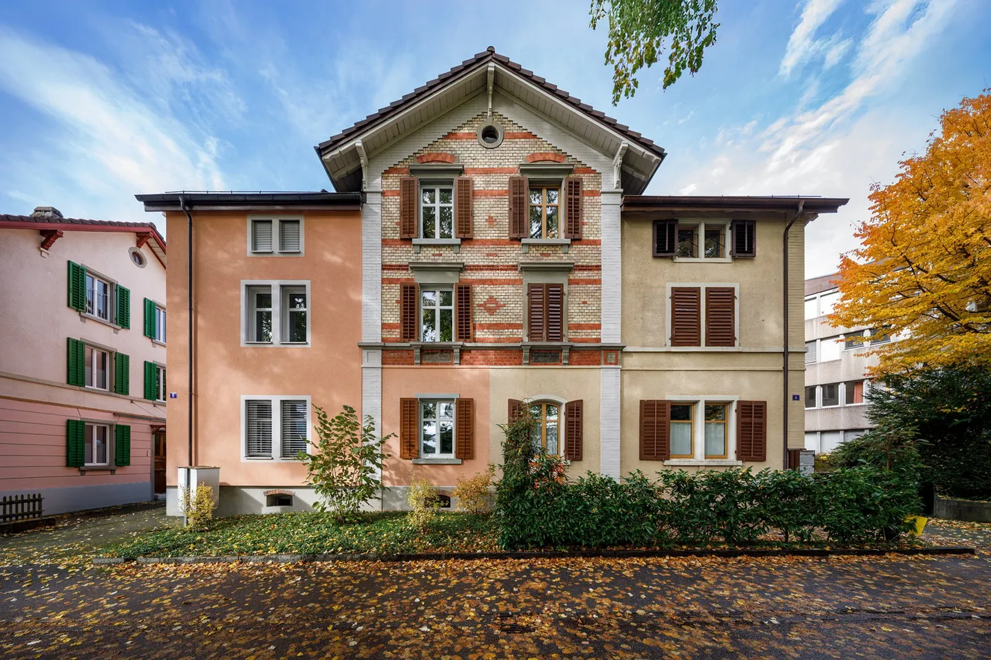 Investment opportunity in Winterthur (attached multi-family house) - Photo 1 of 13