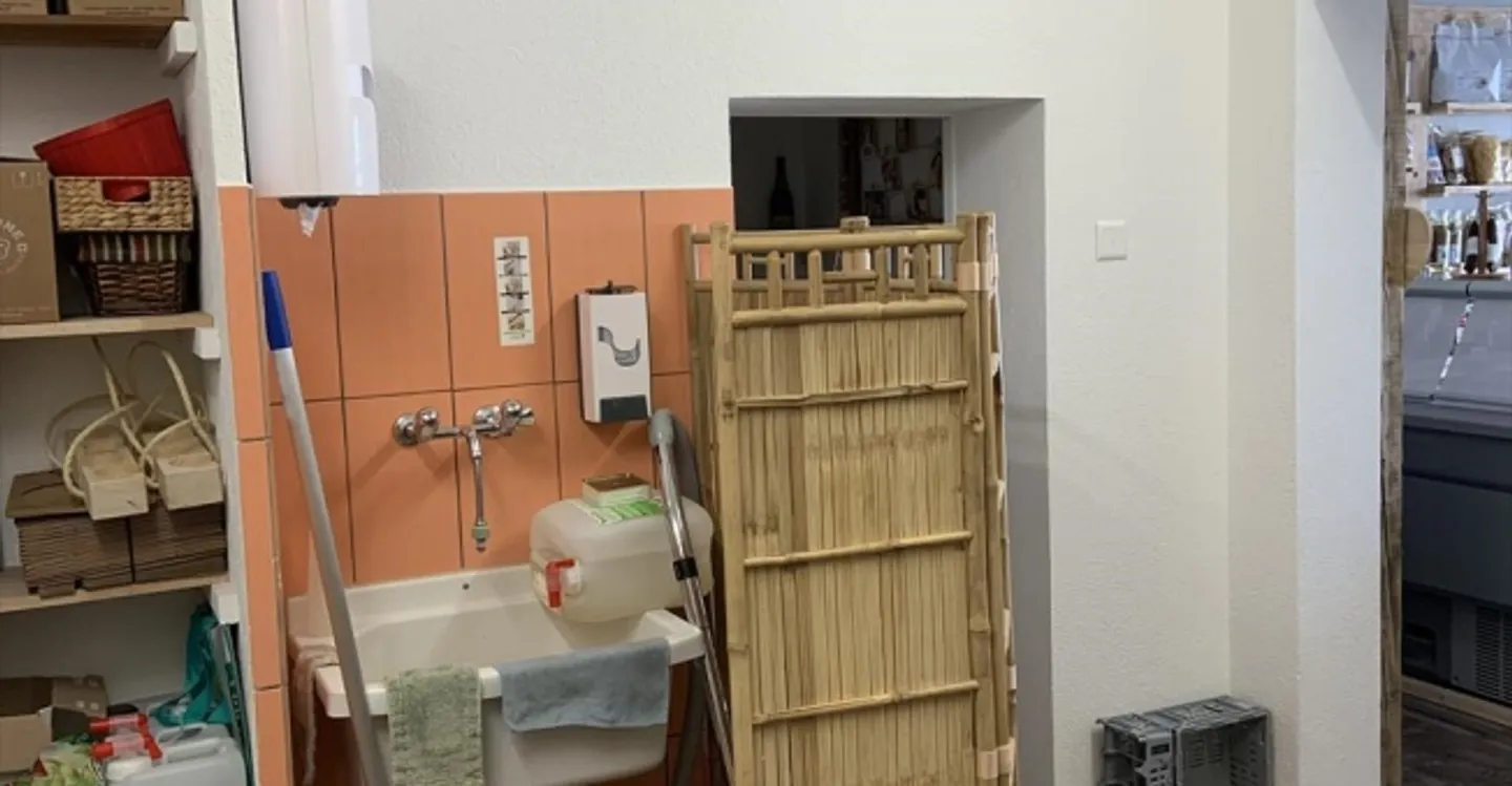 Commerce 3 rooms - Photo 5 of 13