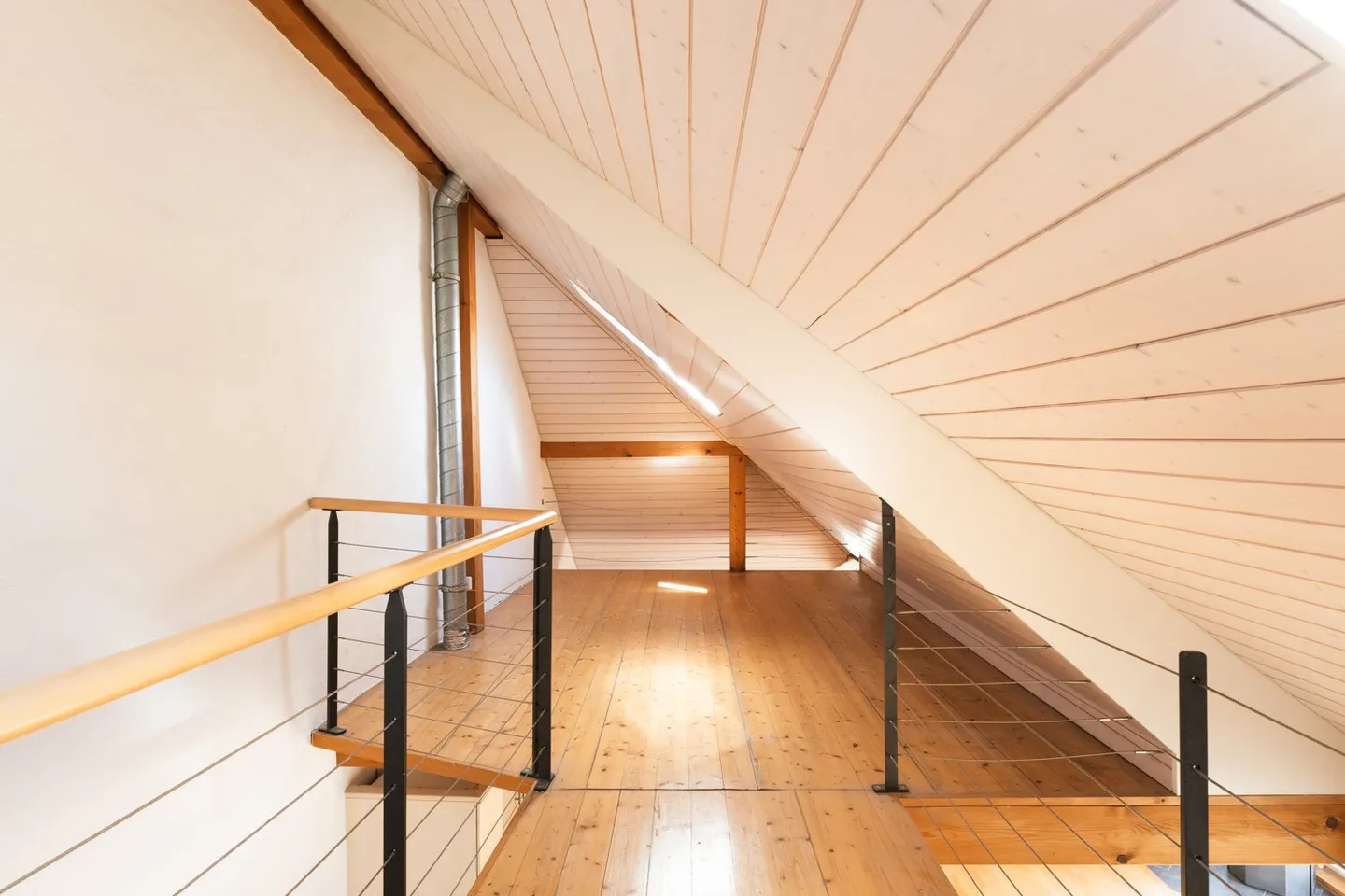 Old Town Apartment with Rooftop Terrace - Ideal for a Shared Flat or Large Family - Photo 24 of 25