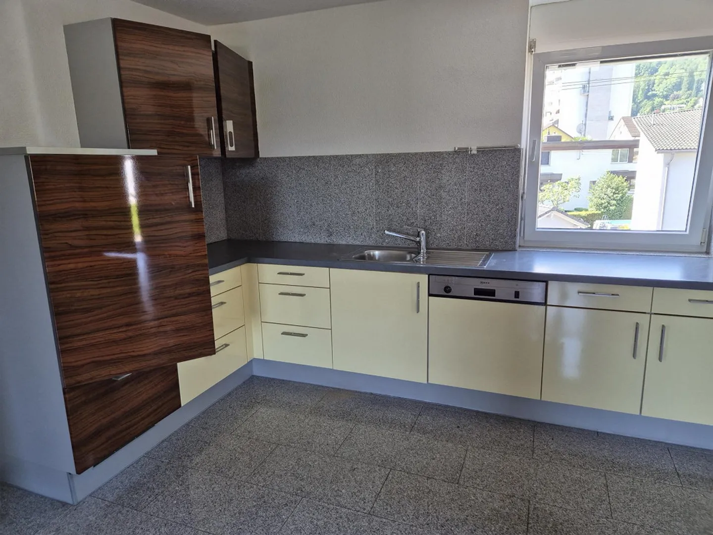 Appartamento di 4 stanze - Foto 2 di 8