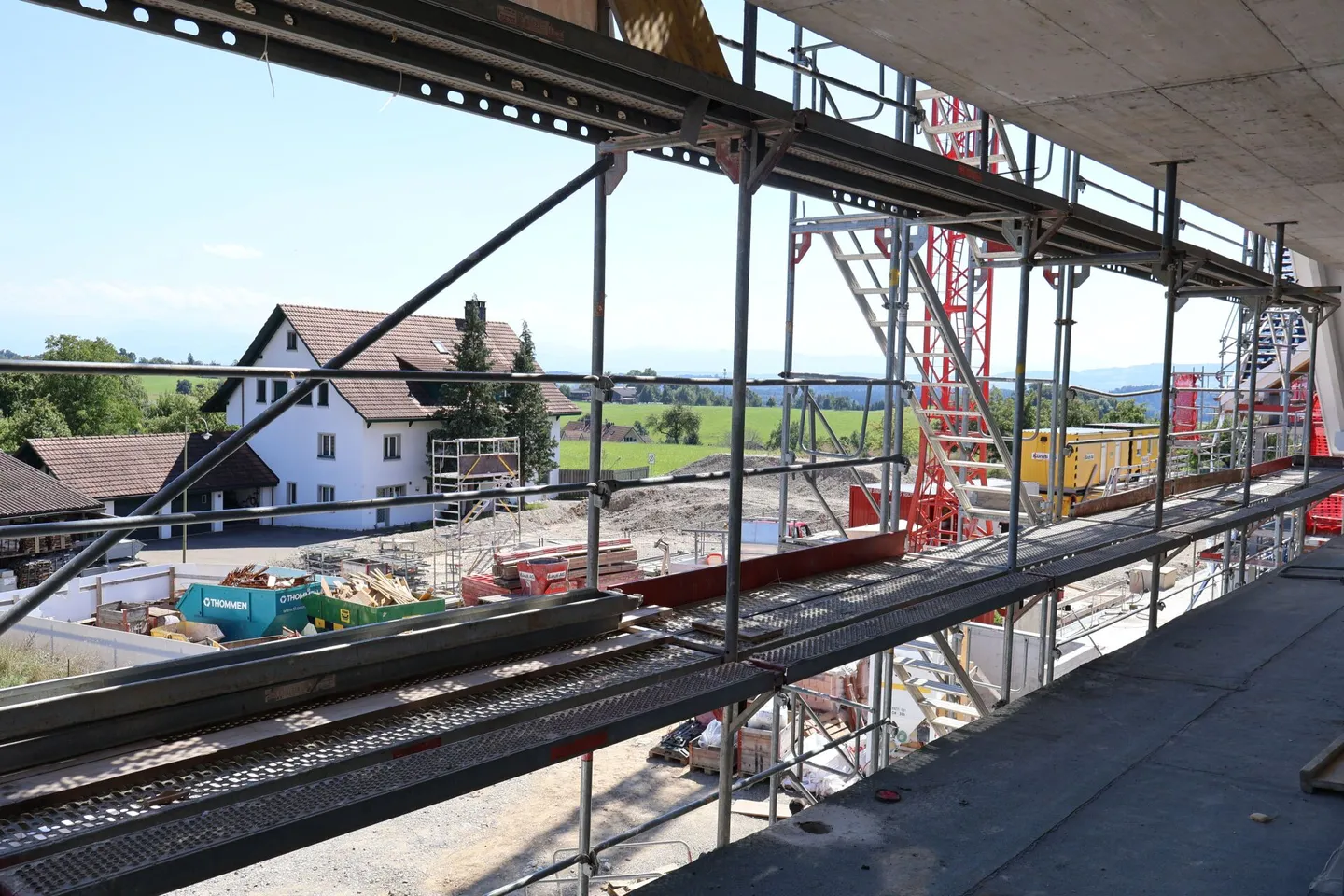Nicht verpassen, letzte Gelegenheit! Dachwohnung mit perfekt geschnittenem Grundriss - Foto 3 von 7