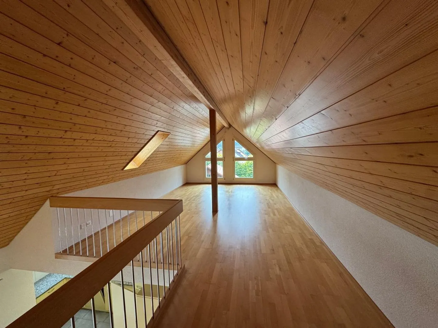 Moderne Maisonette in der Natur - Foto 7 von 13