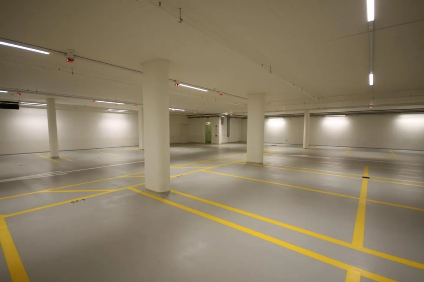 EINSTEIN PARKING Inquilino a lungo termine - 2 varianti - Foto 4 di 4