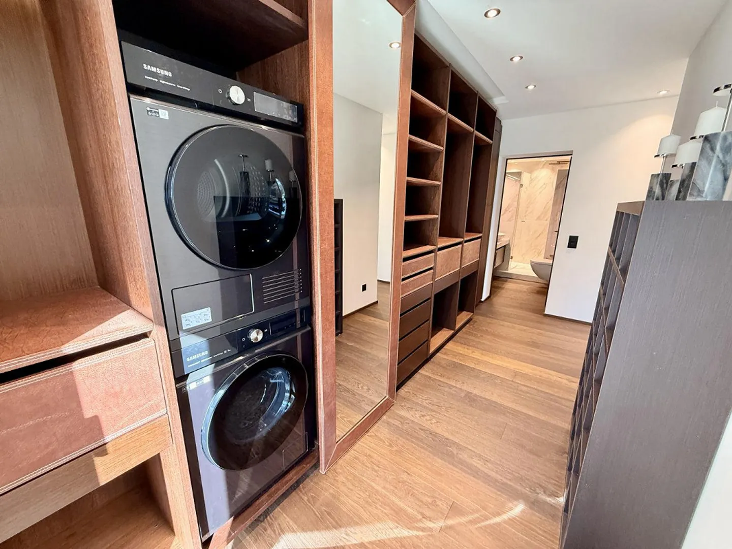 Großes Luxusapartment mit großer Terrasse und atemberaubendem Blick - Foto 7 von 10