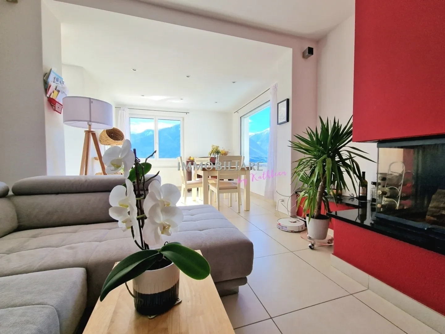 Appartamento per le vacanze con vista fantastica, camino, giardino e garage - Foto 4 di 13