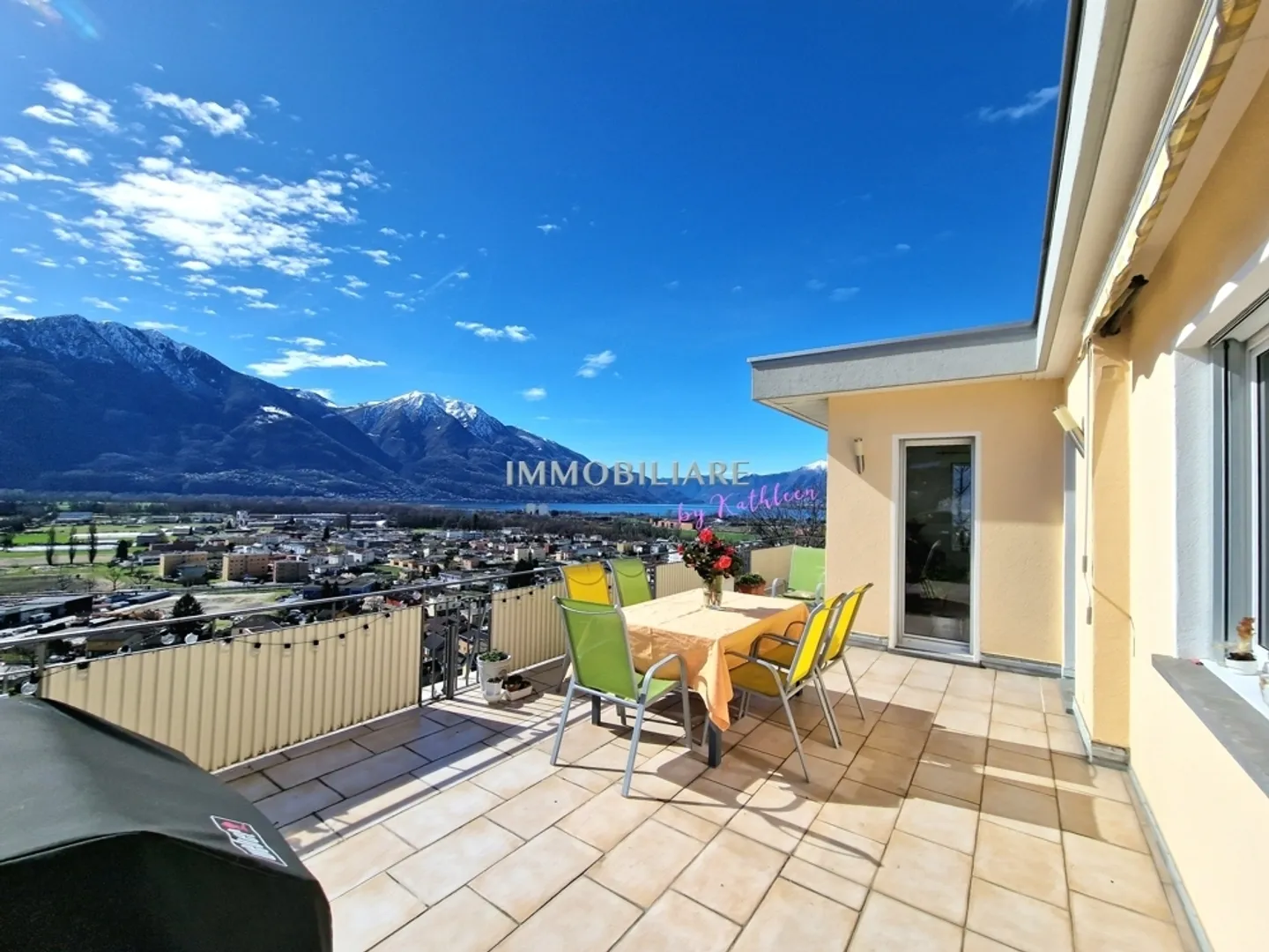 Appartamento per le vacanze con vista fantastica, camino, giardino e garage - Foto 7 di 13