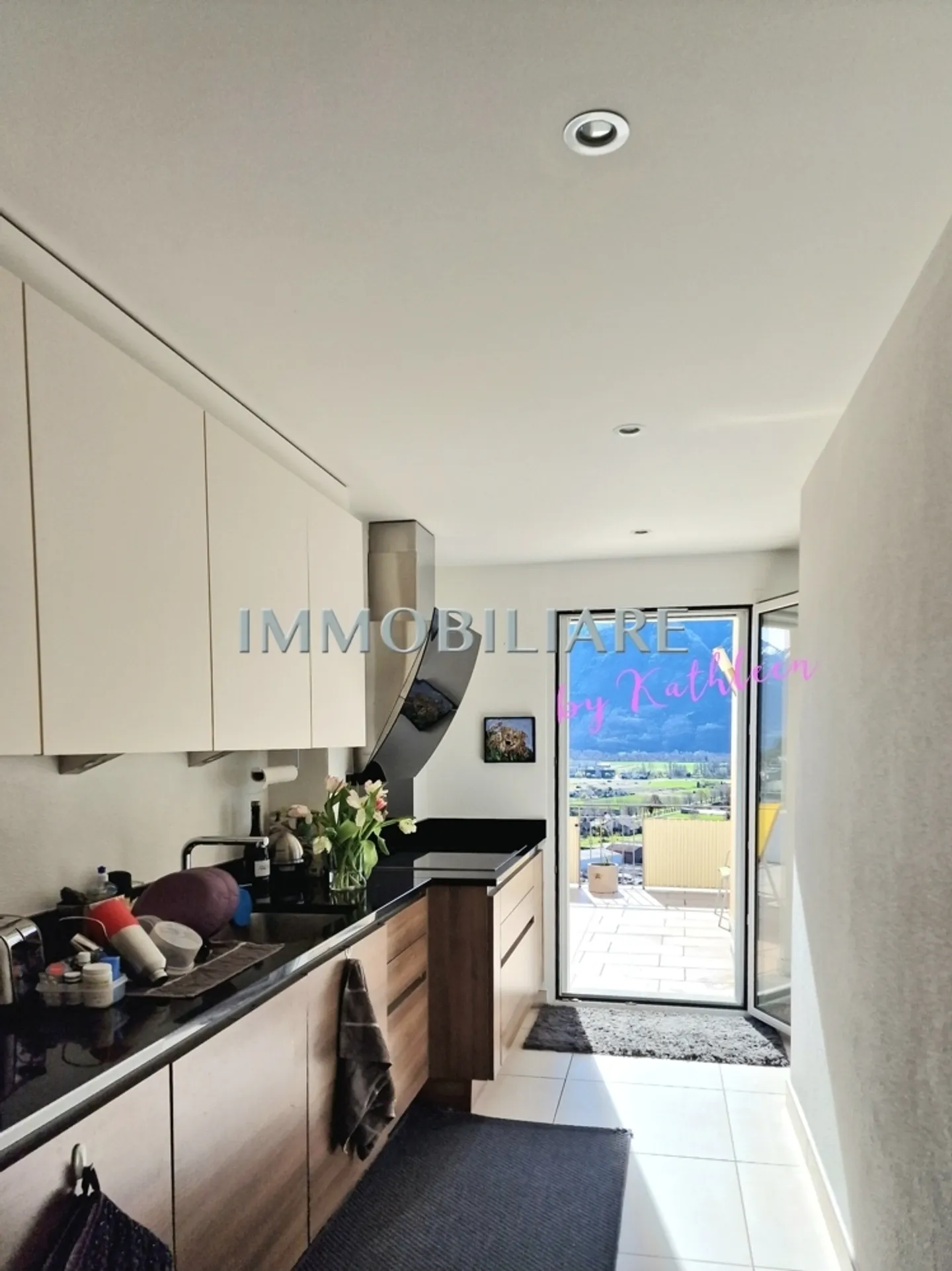 Appartamento per le vacanze con vista fantastica, camino, giardino e garage - Foto 9 di 13