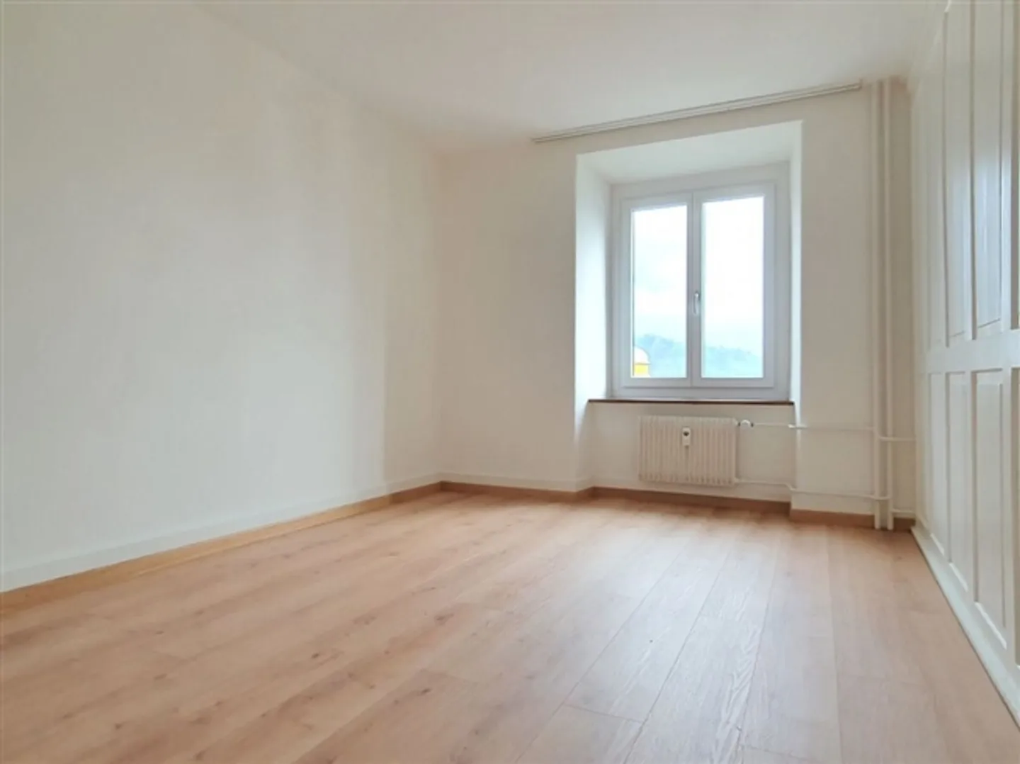 «preisgünstige und gut erhaltene 4.0-Zimmerwohnung» - Foto 2 von 8