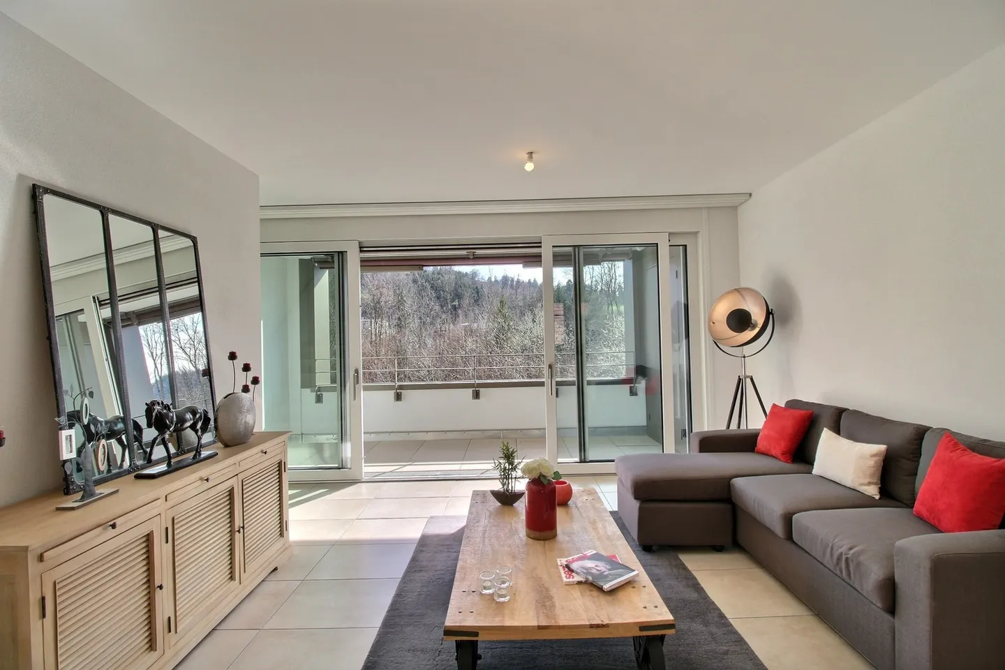 Magnifico duplex di 3,5 locali in affitto - Foto 2 di 11