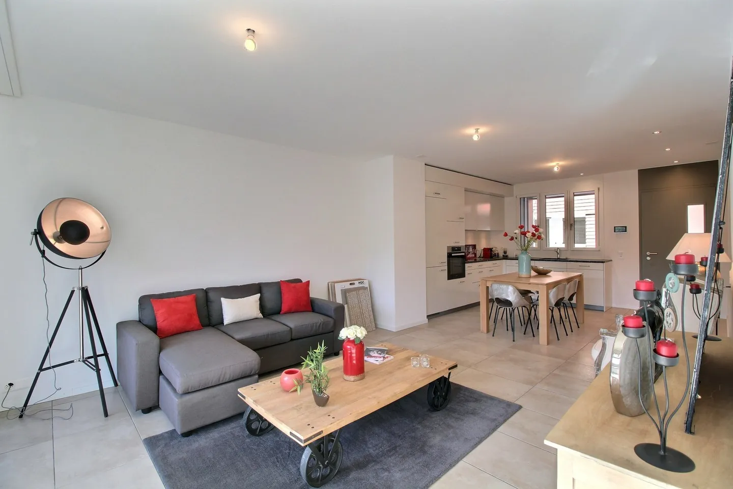 Magnifico duplex di 3,5 locali in affitto - Foto 4 di 11