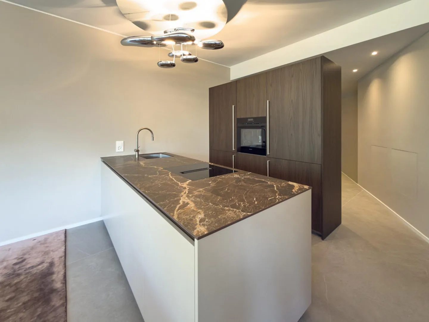 Furnished penthouse in first rental with lake view in Lugano - Photo 2 of 11