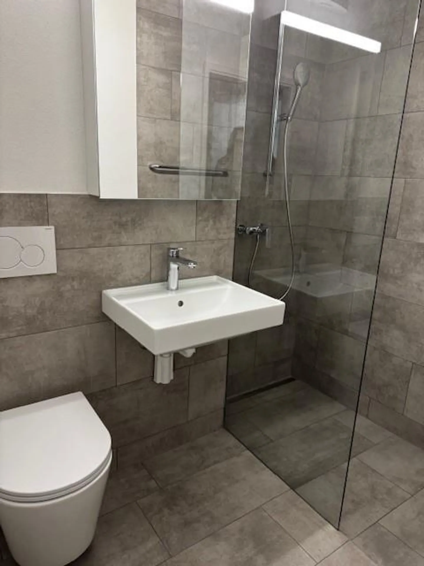 Renoviertes Studio mit Balkon - Foto 2 von 7