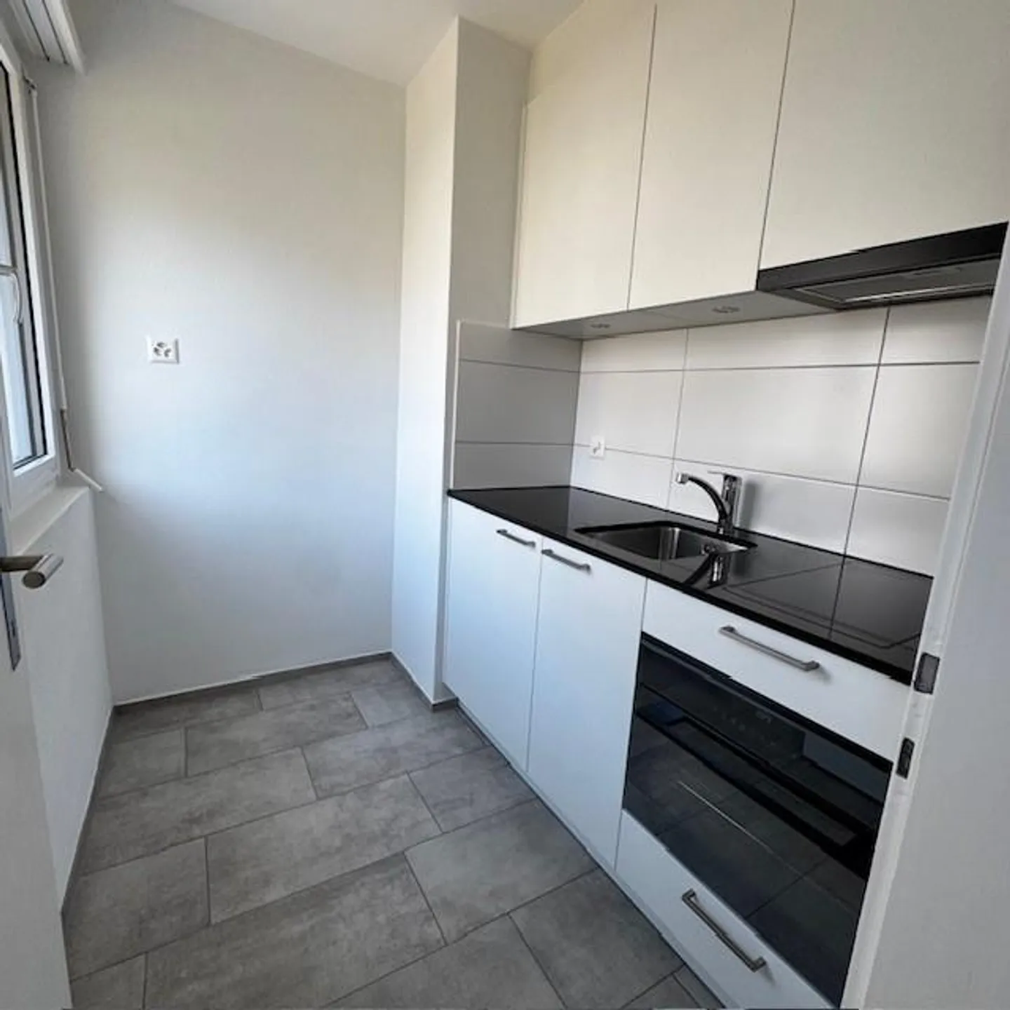 Renoviertes Studio mit Balkon - Foto 4 von 7