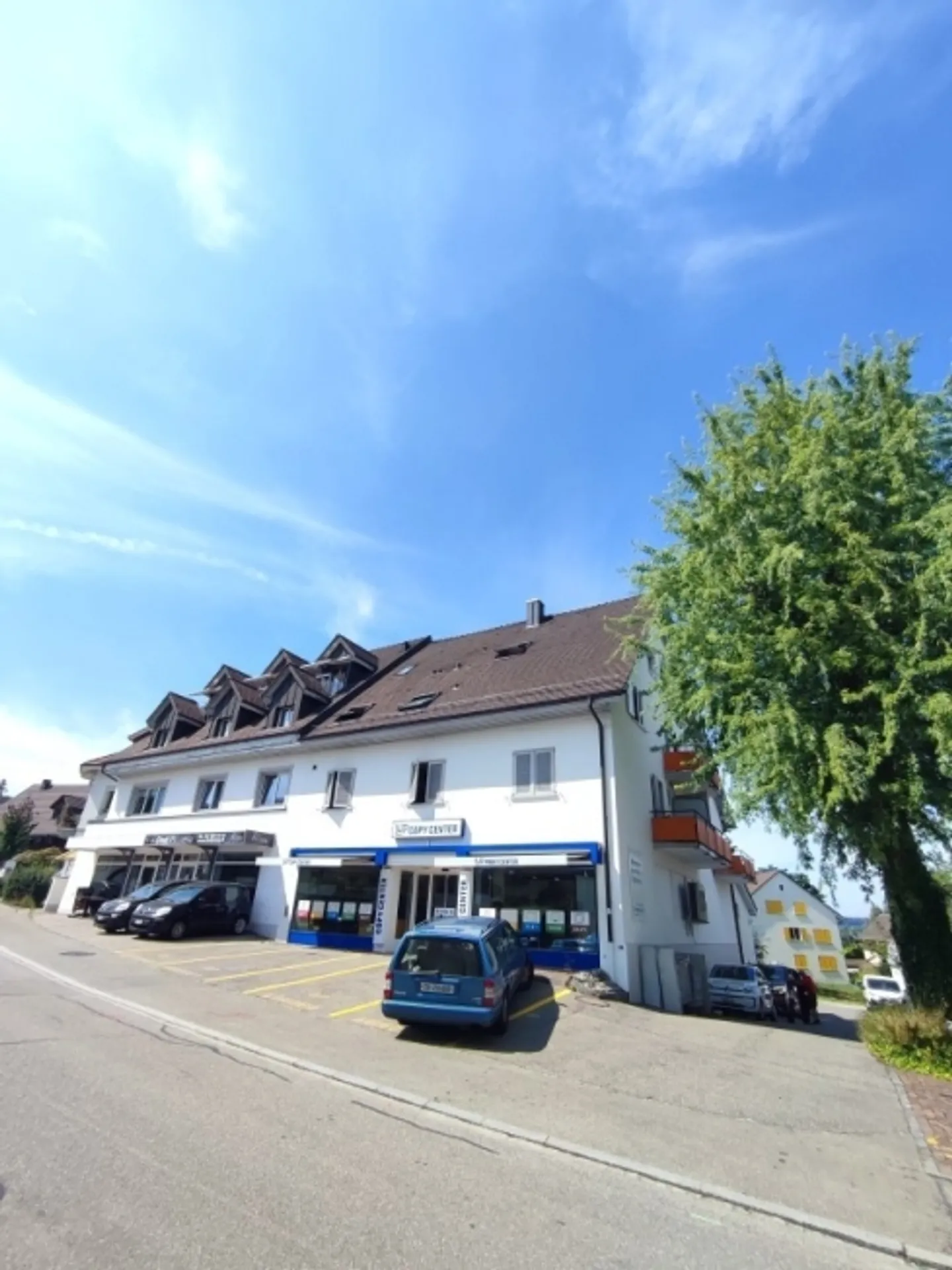 Cozy Studio in Central Location - Photo 1 of 6