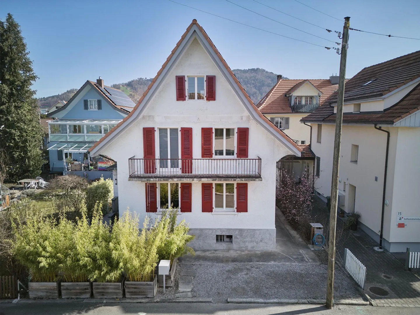 Gioielli nel quartiere ovest di Thun - Foto 1 di 15