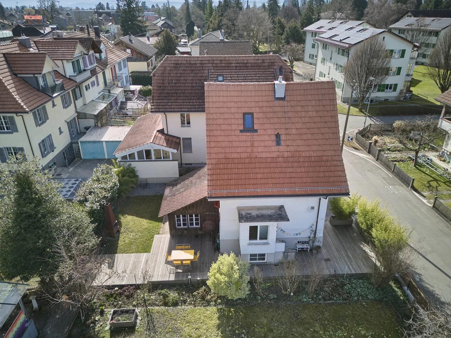 Gioielli nel quartiere ovest di Thun - Foto 6 di 15