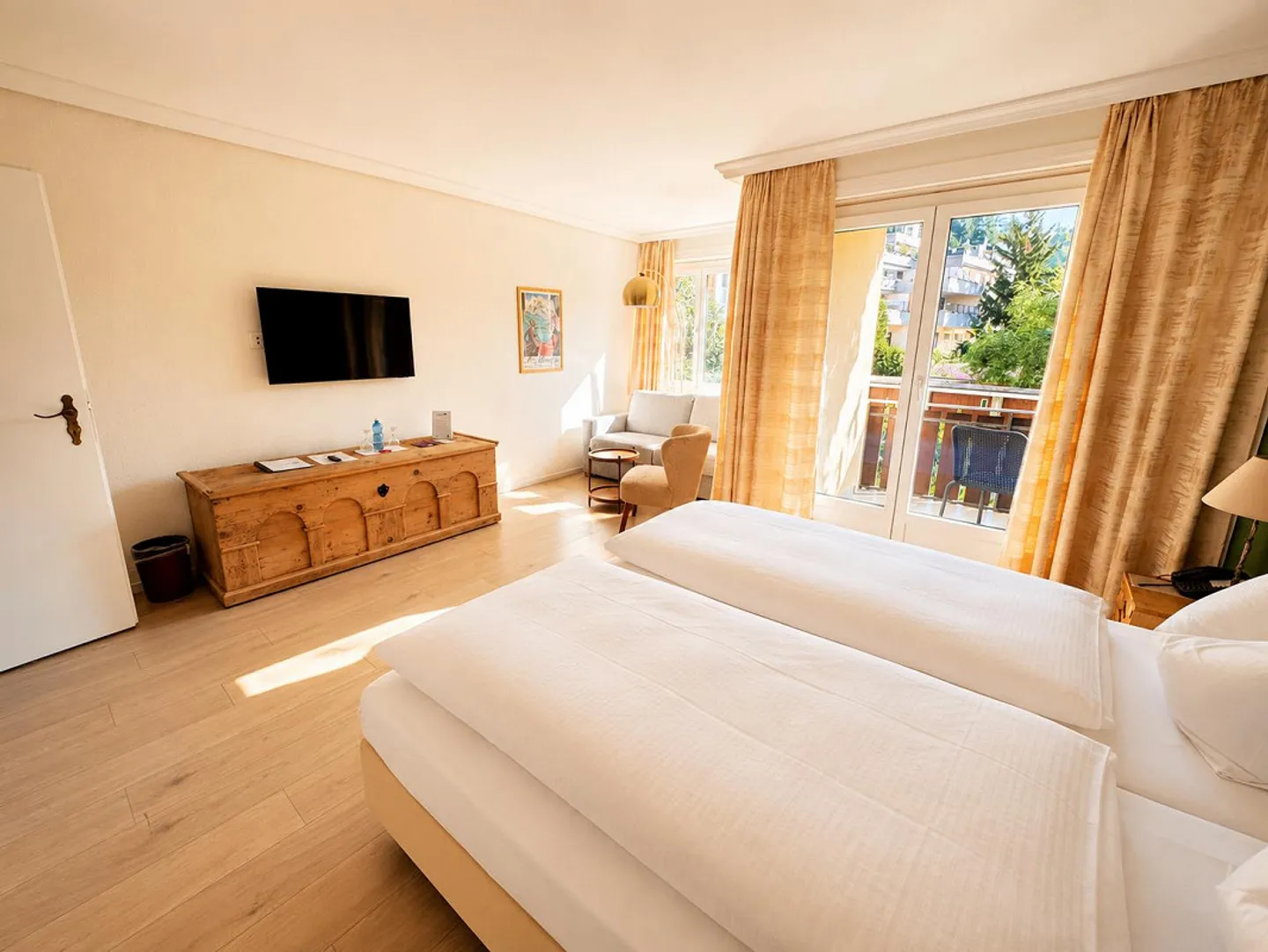 Stylish Apartment in Hotel Europa - Photo 2 of 7