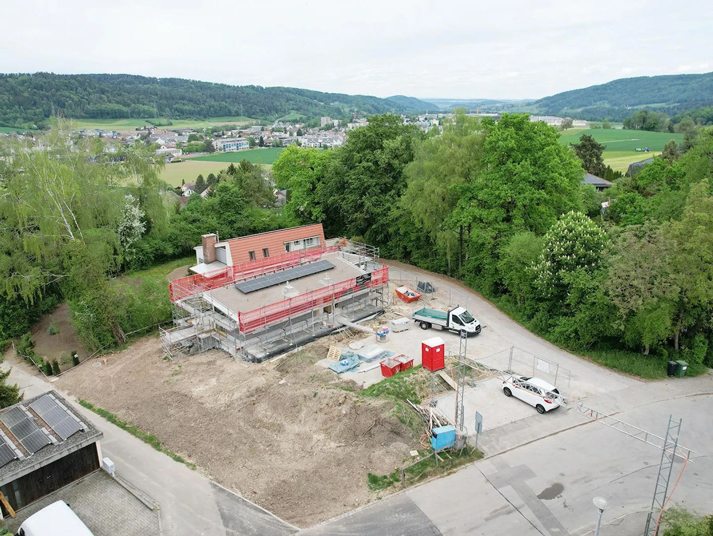 Terrain à bâtir pour une maison individuelle indépendante dans un emplacement attrayant - Photo 5 sur 13