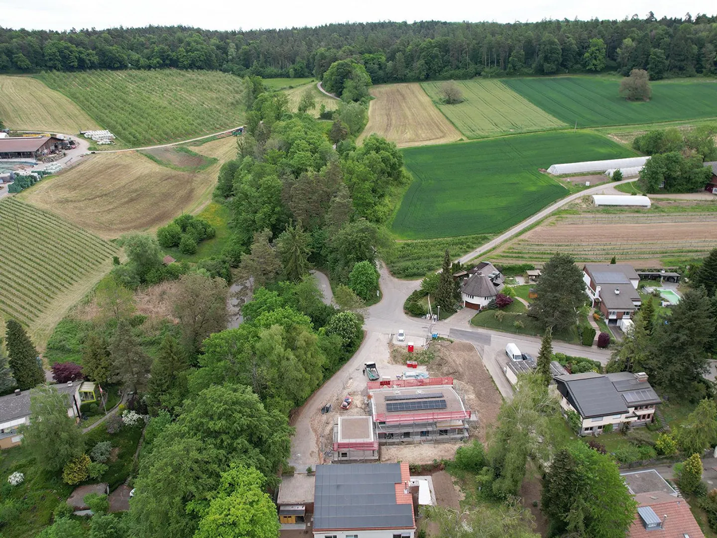 Terrain à bâtir pour une maison individuelle indépendante dans un emplacement attrayant - Photo 8 sur 13