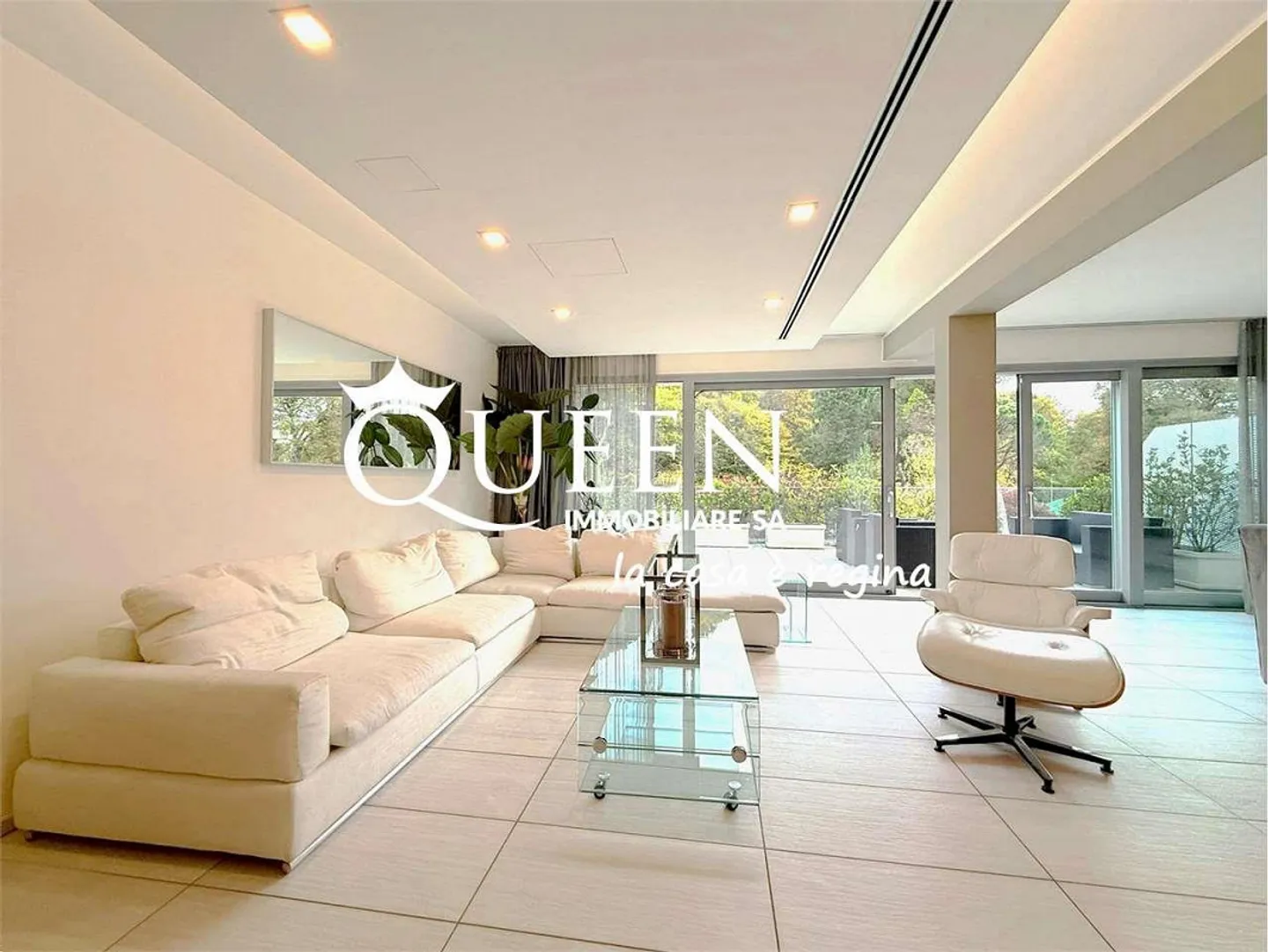 Origlio : penthouse meublé 4.5 pièces, 220 m², avec terrasses, piscine, c - Photo 4 sur 12