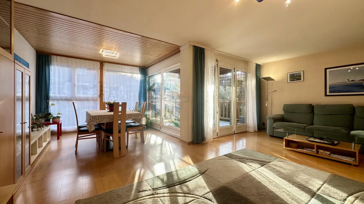 Charming House of 220m², in a quiet area - Photo 3 of 14