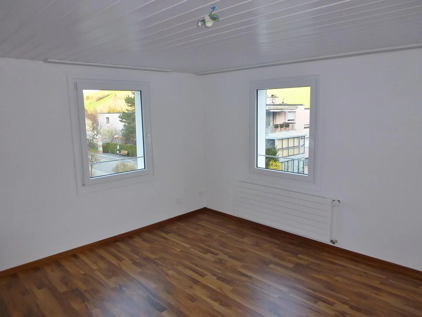 Appartement 4.5 pièces avec grande terrasse et vue fantastique - Photo 7 sur 20